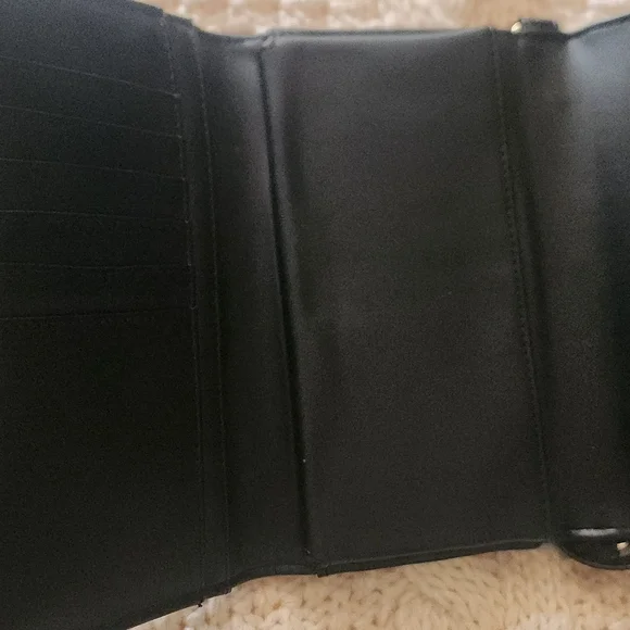 Betsey Johnson Wallet on a String / faux Leather with Betsey Bow / EUC - Picture 6 of 7